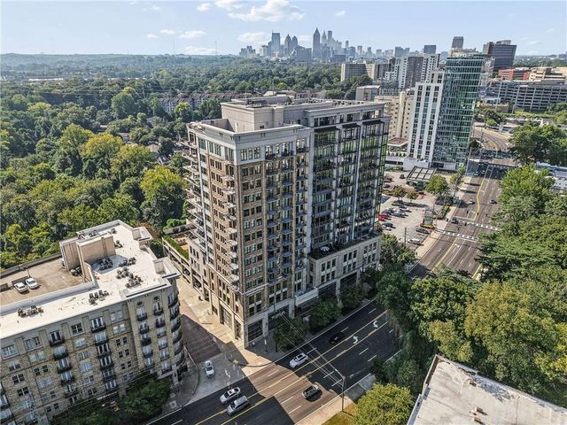 2233 Peachtree Road NE 402, Atlanta, GA 30309