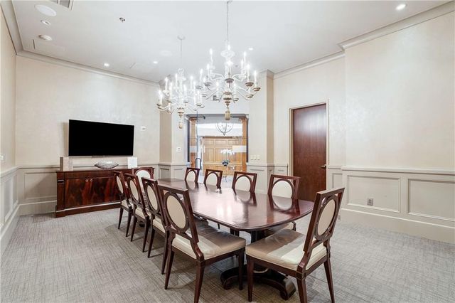 2233 Peachtree Road NE 402, Atlanta, GA 30309