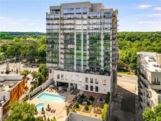 2233 Peachtree Road NE 402, Atlanta, GA 30309
