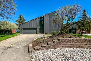 935 Stratton Drive, Waterford Twp, MI 48328