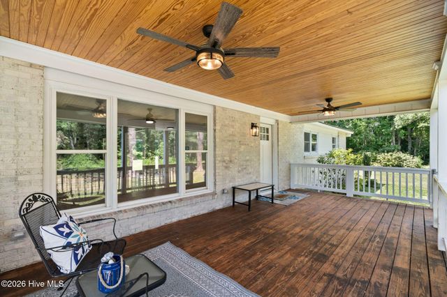 13290 New Britton Highway E, Nakina, NC 28455