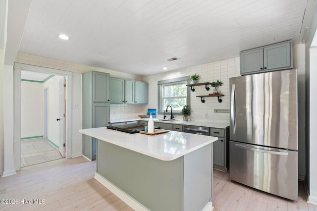 13290 New Britton Highway E, Nakina, NC 28455