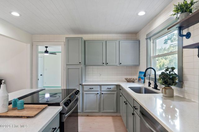 13290 New Britton Highway E, Nakina, NC 28455