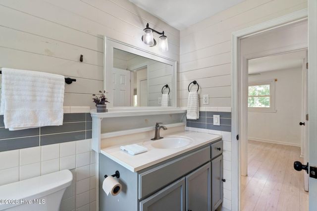 13290 New Britton Highway E, Nakina, NC 28455