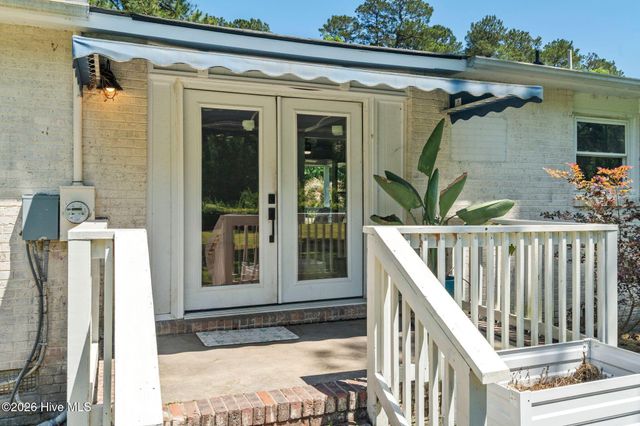 13290 New Britton Highway E, Nakina, NC 28455