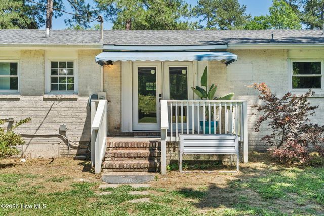 13290 New Britton Highway E, Nakina, NC 28455