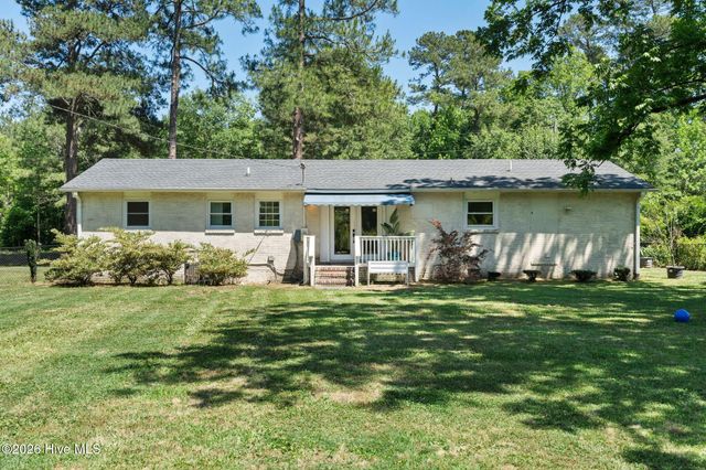 13290 New Britton Highway E, Nakina, NC 28455