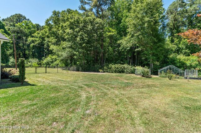 13290 New Britton Highway E, Nakina, NC 28455