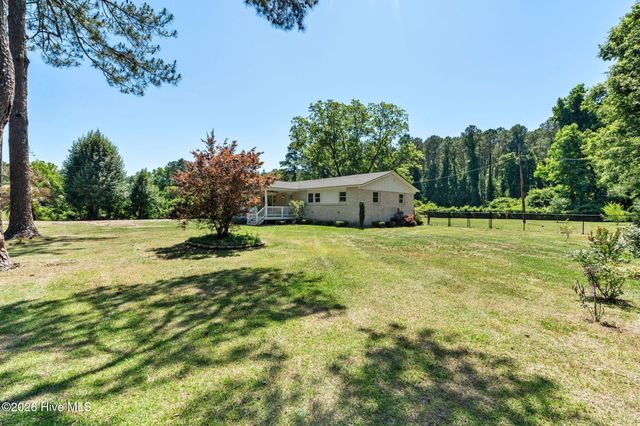 13290 New Britton Highway E, Nakina, NC 28455