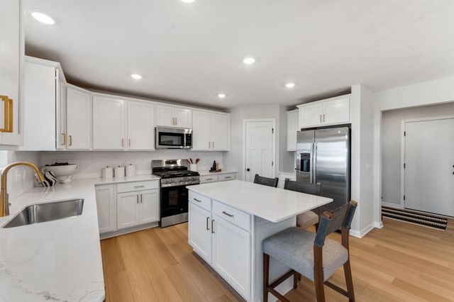 1277 Edge Way, Jordan, MN 55352