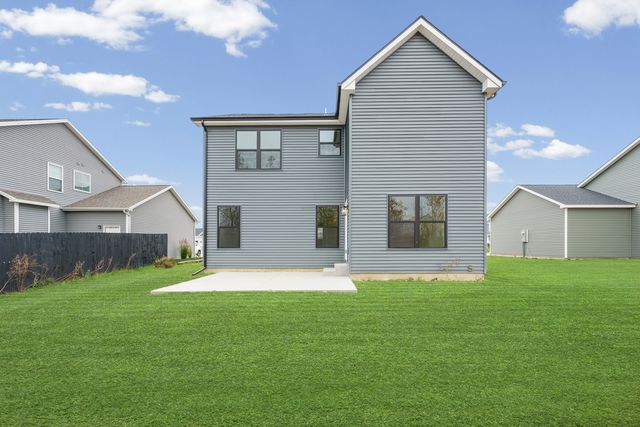 407 Harpers Ferry, Savoy, IL 61874