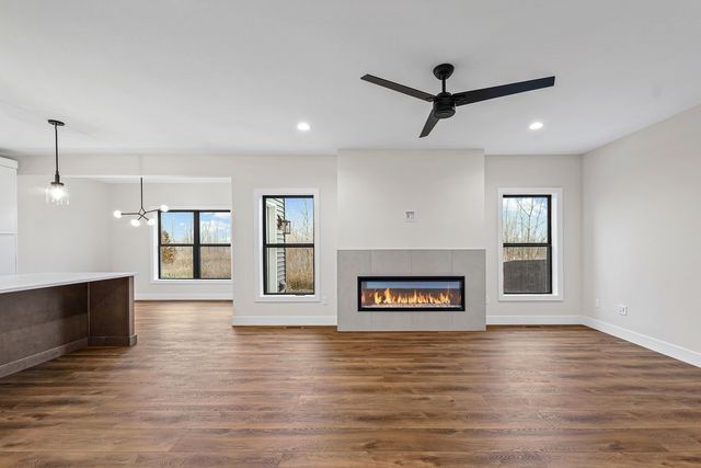 407 Harpers Ferry, Savoy, IL 61874