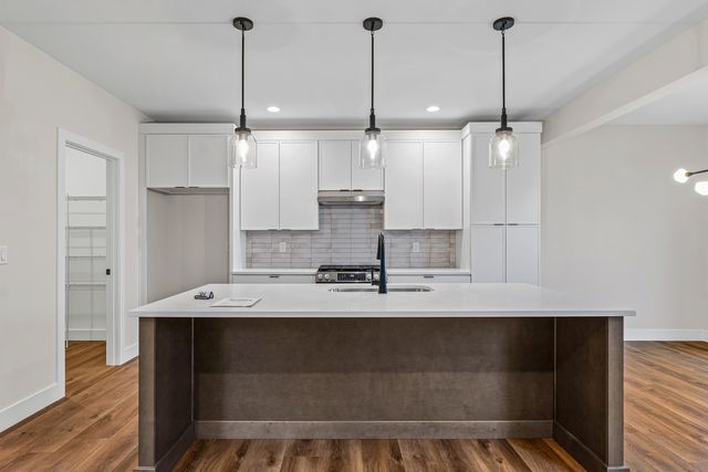 407 Harpers Ferry, Savoy, IL 61874