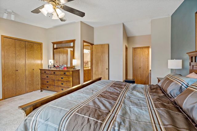 808 Bryant Lane, Burnsville, MN 55337