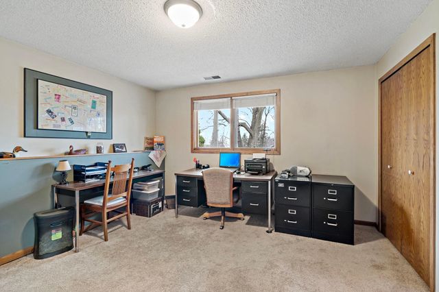 808 Bryant Lane, Burnsville, MN 55337