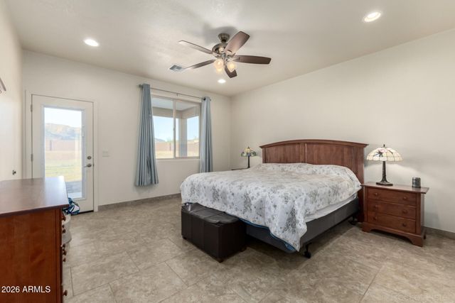 304 E MCKELLIPS Boulevard, Apache Junction, AZ 85119