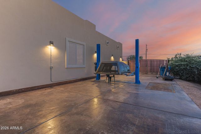 304 E MCKELLIPS Boulevard, Apache Junction, AZ 85119