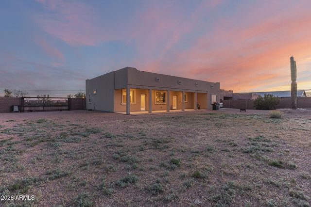 304 E MCKELLIPS Boulevard, Apache Junction, AZ 85119