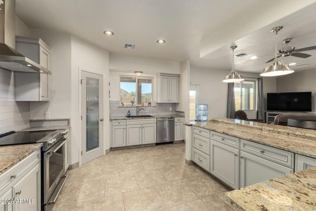 304 E MCKELLIPS Boulevard, Apache Junction, AZ 85119