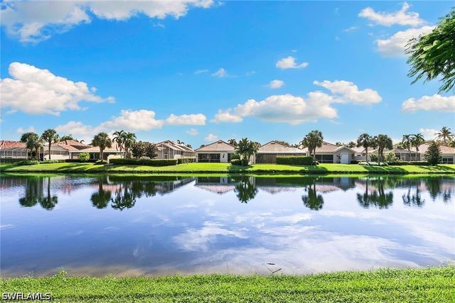 3826 Huelva CT, Naples, FL 34109