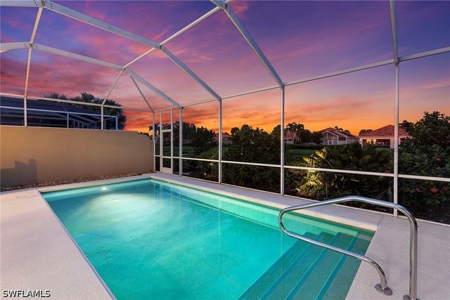 3826 Huelva CT, Naples, FL 34109