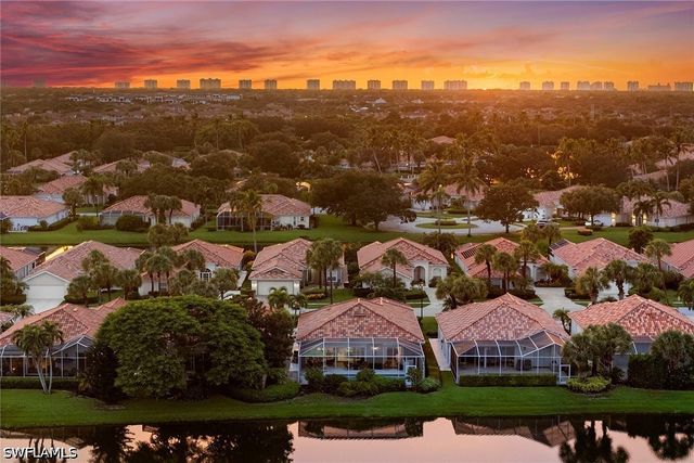 3826 Huelva CT, Naples, FL 34109