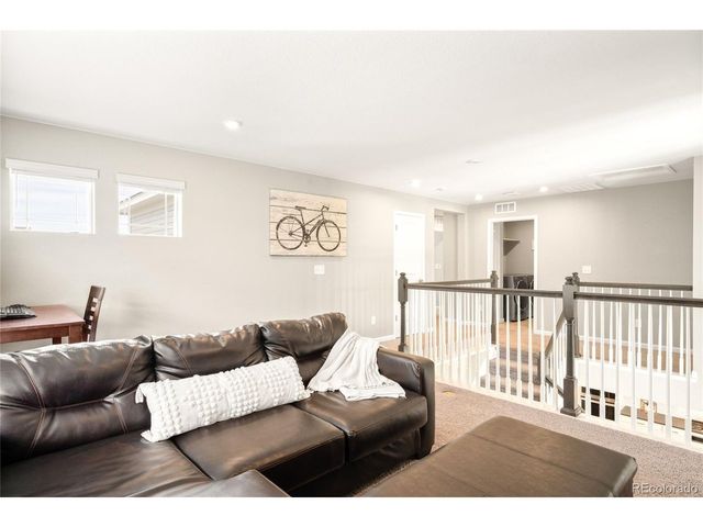 23930 E Minnow Dr, Aurora, CO 80016