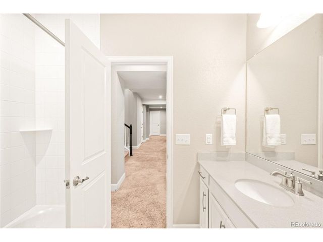 23930 E Minnow Dr, Aurora, CO 80016