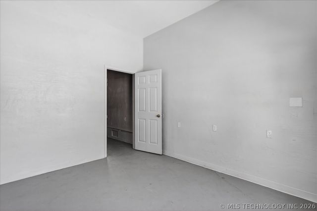 1936 S Johnstone Avenue, Bartlesville, OK 74003
