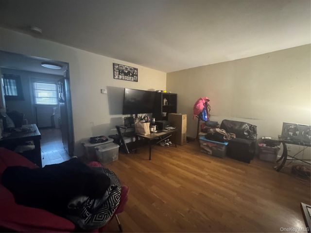 9 Armstrong Avenue, Peekskill, NY 10566