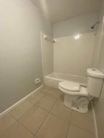 3206 Louisiana Avenue 6, Fort Pierce, FL 34950