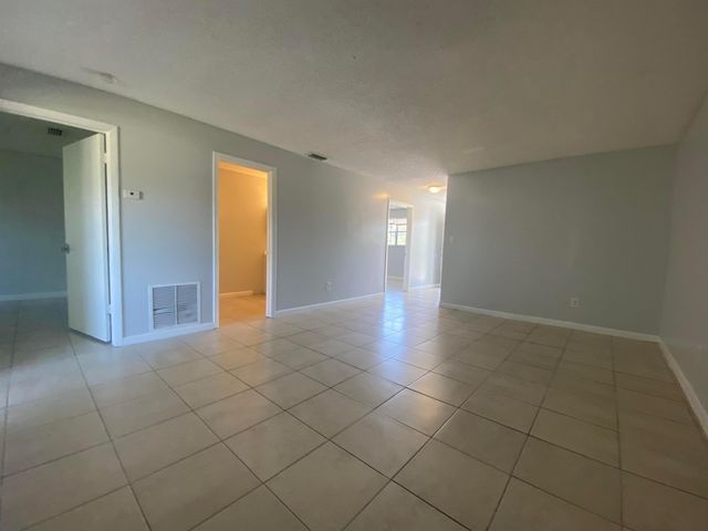 3206 Louisiana Avenue 6, Fort Pierce, FL 34950