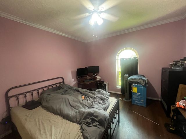 12222 Gladewick Drive, Houston, TX 77077