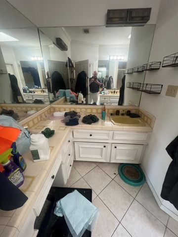 12222 Gladewick Drive, Houston, TX 77077