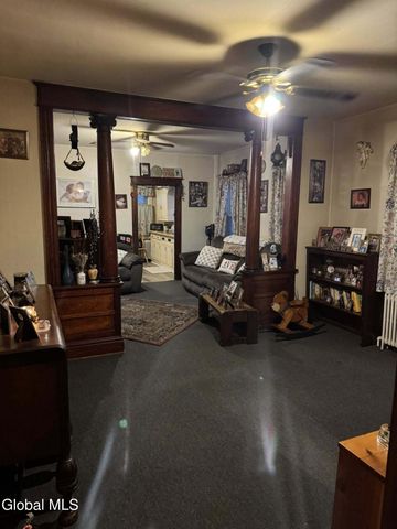 382 3rd Avenue, Troy, NY 12182