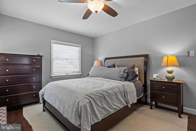 128 HEDGEROW DR, Yardley, PA 19067