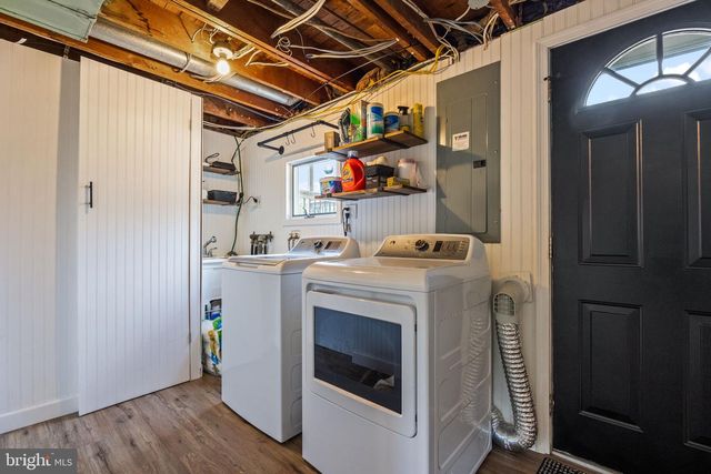 128 HEDGEROW DR, Yardley, PA 19067