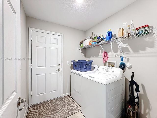 865 SW Mccracken Ave, Port St. Lucie, FL 34953