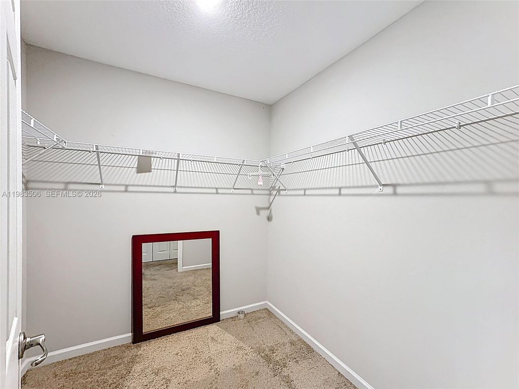 Image 18 of property listing at 865 SW Mccracken Ave, Port St. Lucie, FL 34953