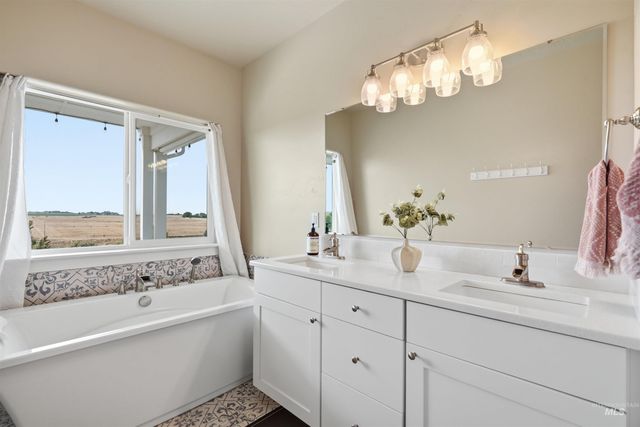 7490 El Paso Rd, Caldwell, ID 83607