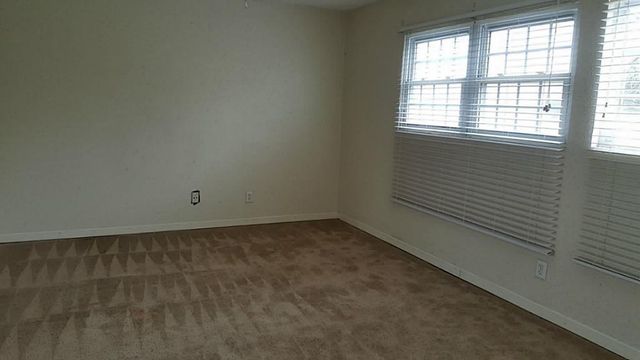 1014 Graham Drive J4, Tomball, TX 77375