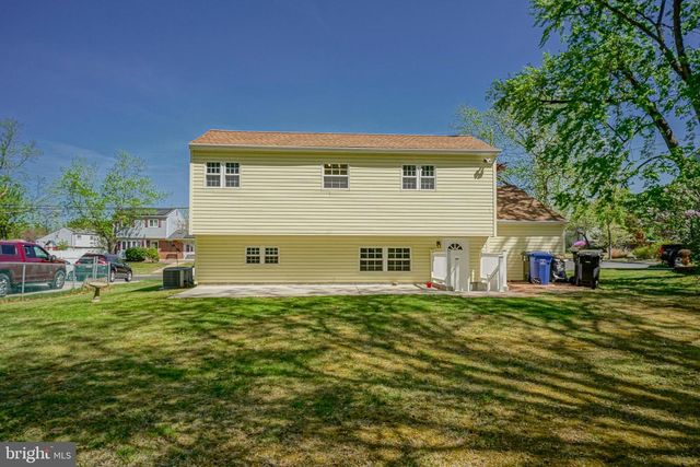 383 MONTGOMERY DR, Mantua, NJ 08051