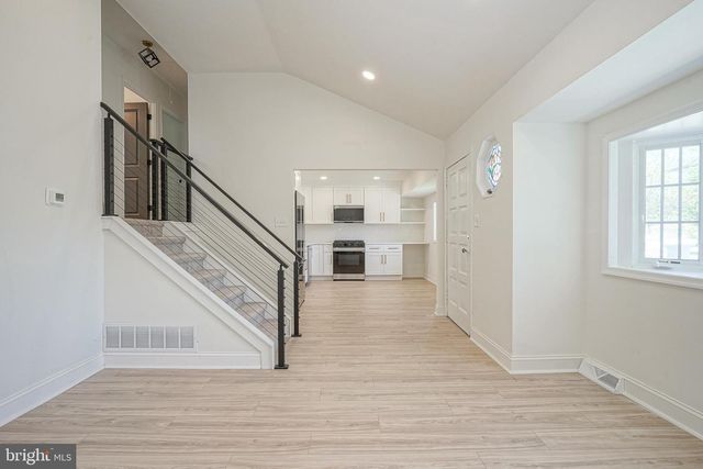 383 MONTGOMERY DR, Mantua, NJ 08051