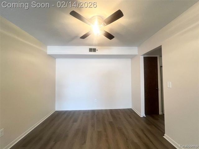 30727 Shiawassee Road 54, Farmington Hills, MI 48336