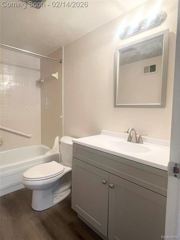 30727 Shiawassee Road 54, Farmington Hills, MI 48336