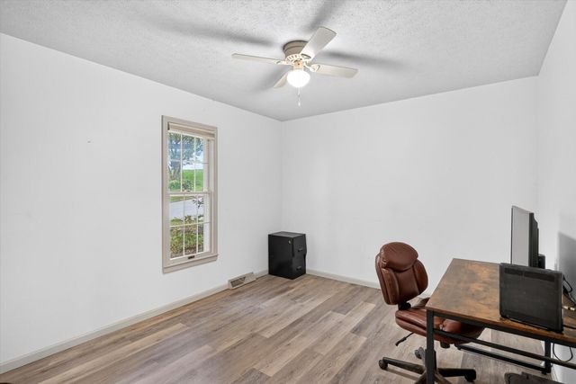 1200 E Summerhill Street, Ozark, MO 65721