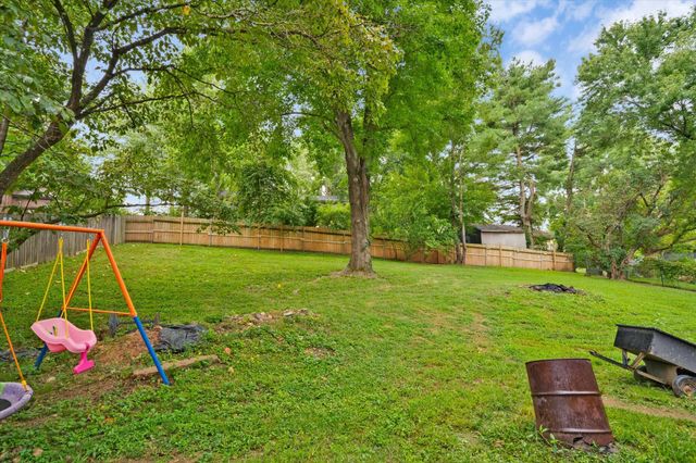 1200 E Summerhill Street, Ozark, MO 65721