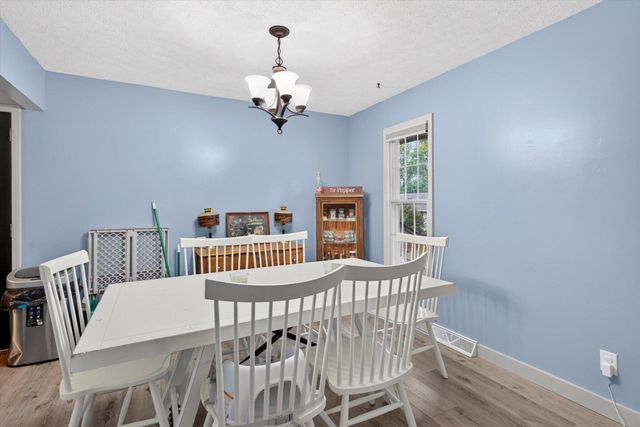 1200 E Summerhill Street, Ozark, MO 65721