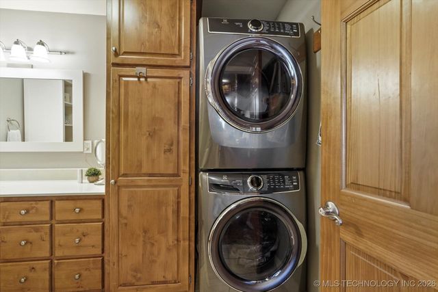 447684 Anchors End, Ketchum, OK 74349