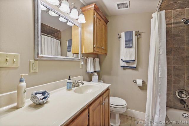 447684 Anchors End, Ketchum, OK 74349